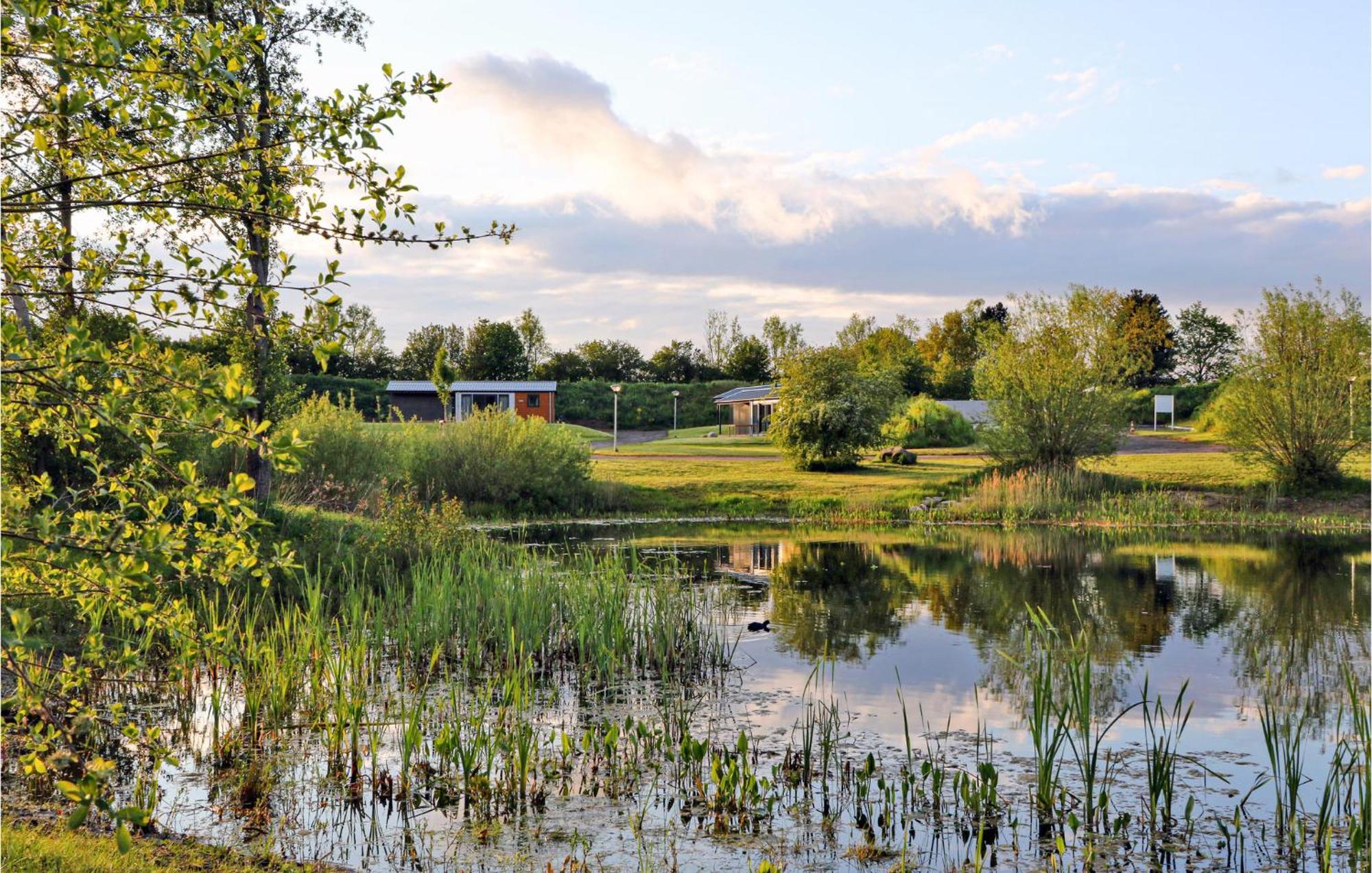 Awesome Home In Suesel With House A Panoramic View Susel Eksteriør billede